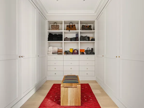 60 West 9th Street image 14 of 21