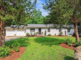 9208 Holly Springs Rd, Apex, NC 27539