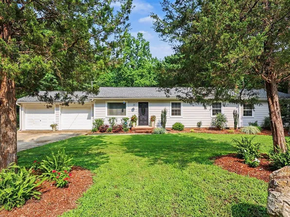 9208 Holly Springs Rd, Apex, NC 27539