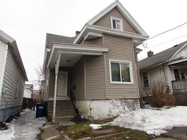 1st image of 327 N Beech St