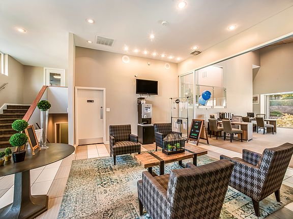 3rd image of 807 Cross Creek Dr #24-681D