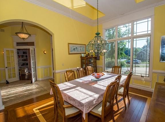 2nd image of 5806 Deer Hollow Dr