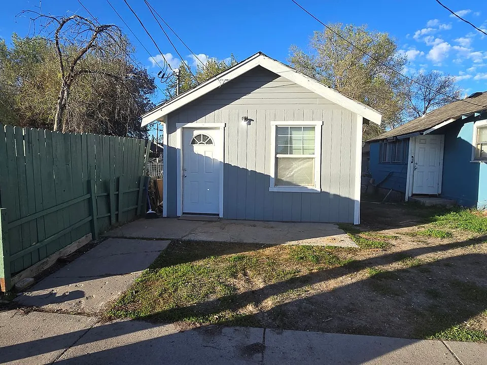 348 Division St