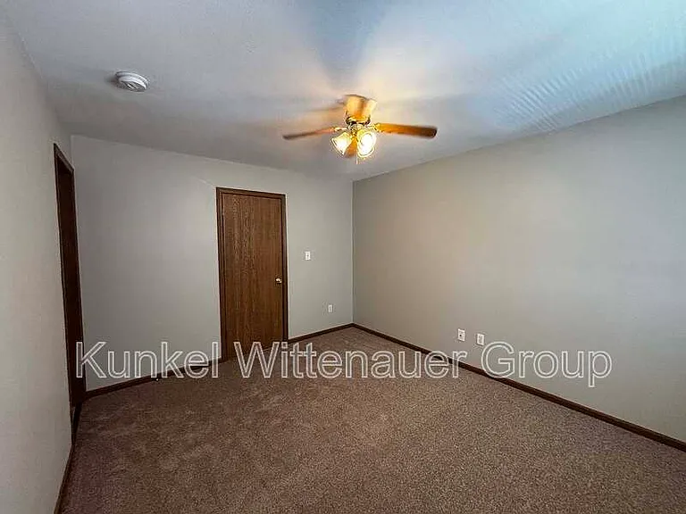 2609A Sierra Dr — Photo 9