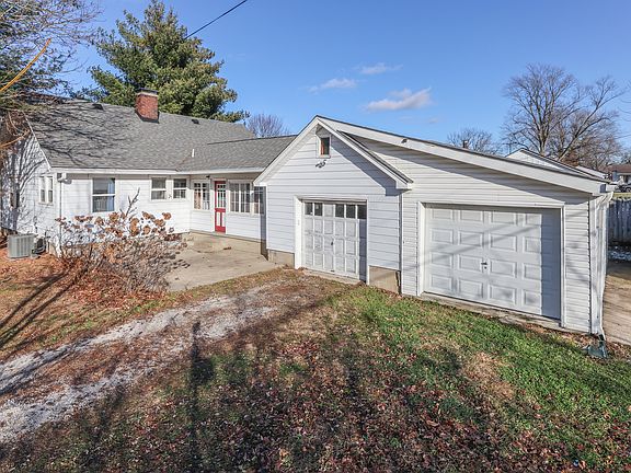 3rd image of 309 E Garfield Ave