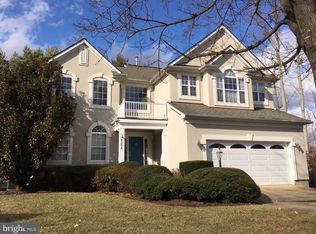 47058 Garrett Pl, Sterling, VA 20165