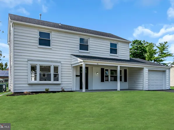 61 Sherwood Ln, Willingboro, NJ 08046
