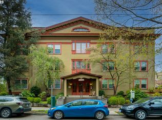 2129 NW Northrup St APT 1, Portland, OR 97210