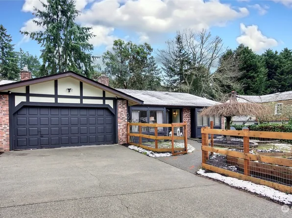 112 Lila Street, Steilacoom, WA 98388