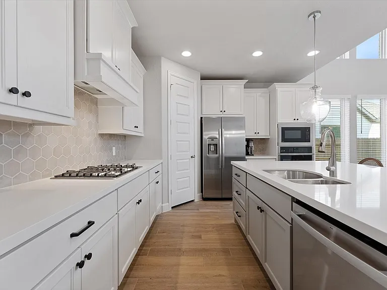 13055 Soaring Forest Dr — Photo 9