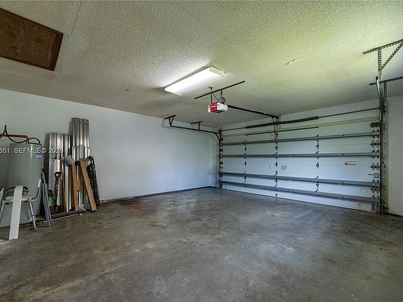 2nd image of 1006 Sunflower Cir #0