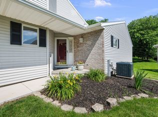 3968 Prairie Ln #0, Bettendorf, IA 52722