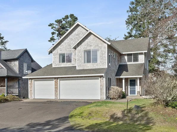 7870 Pine Beach St, Rockaway Beach, OR 97136
