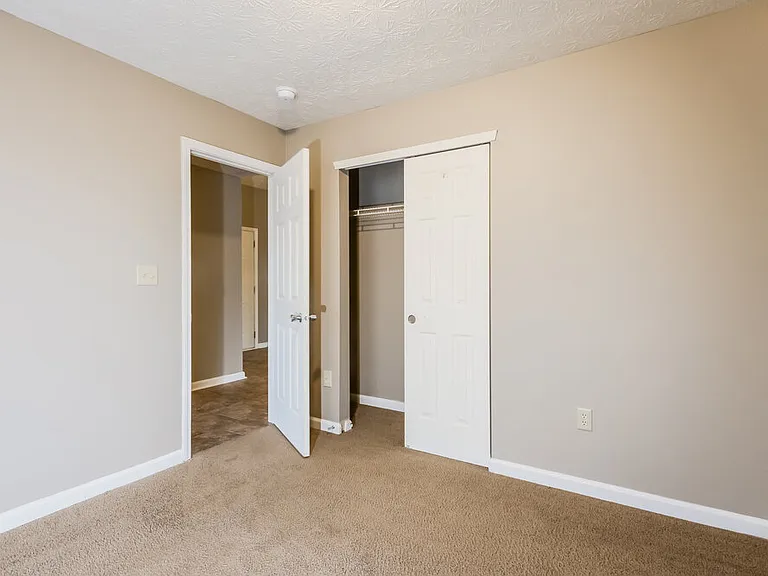 748 Hollowood Ln — Photo 14
