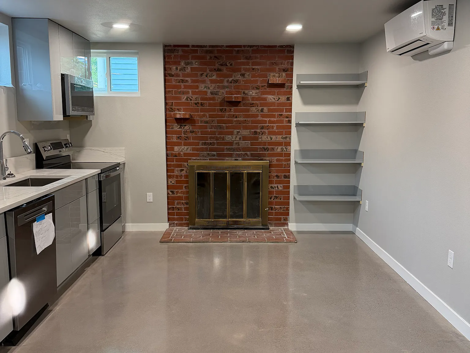 1 bed, 670 sqft, $1,875 — Photo 4