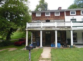 2828 9 Mile Cir, Catonsville, MD 21228