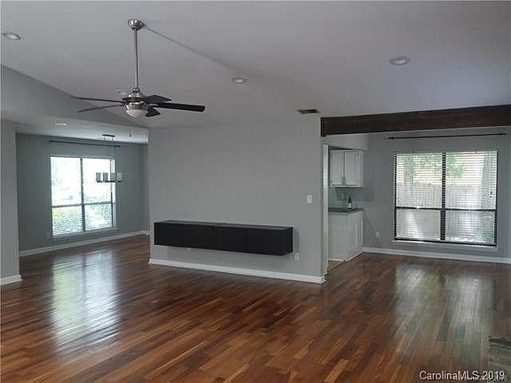 2nd image of 4136 Bon Rea Dr