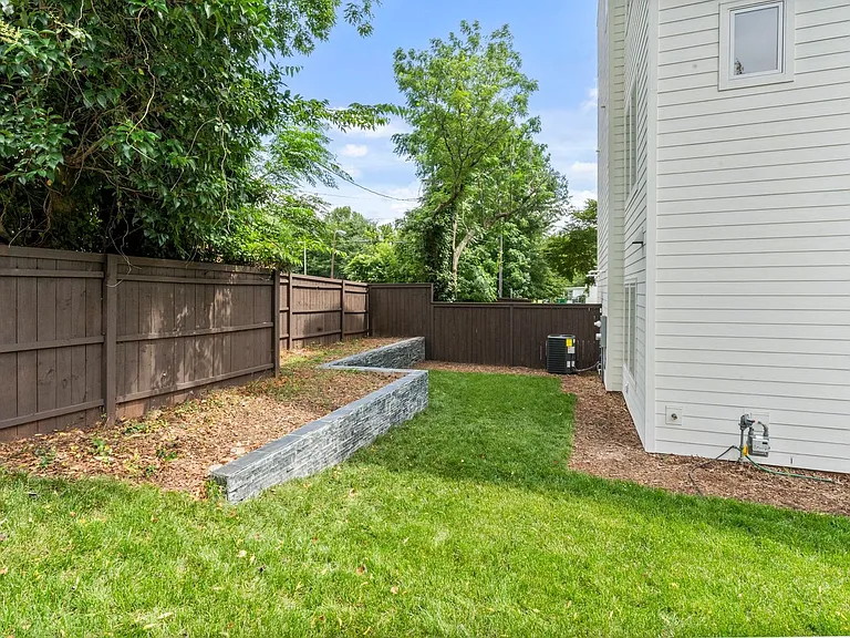 129 French St — Photo 35