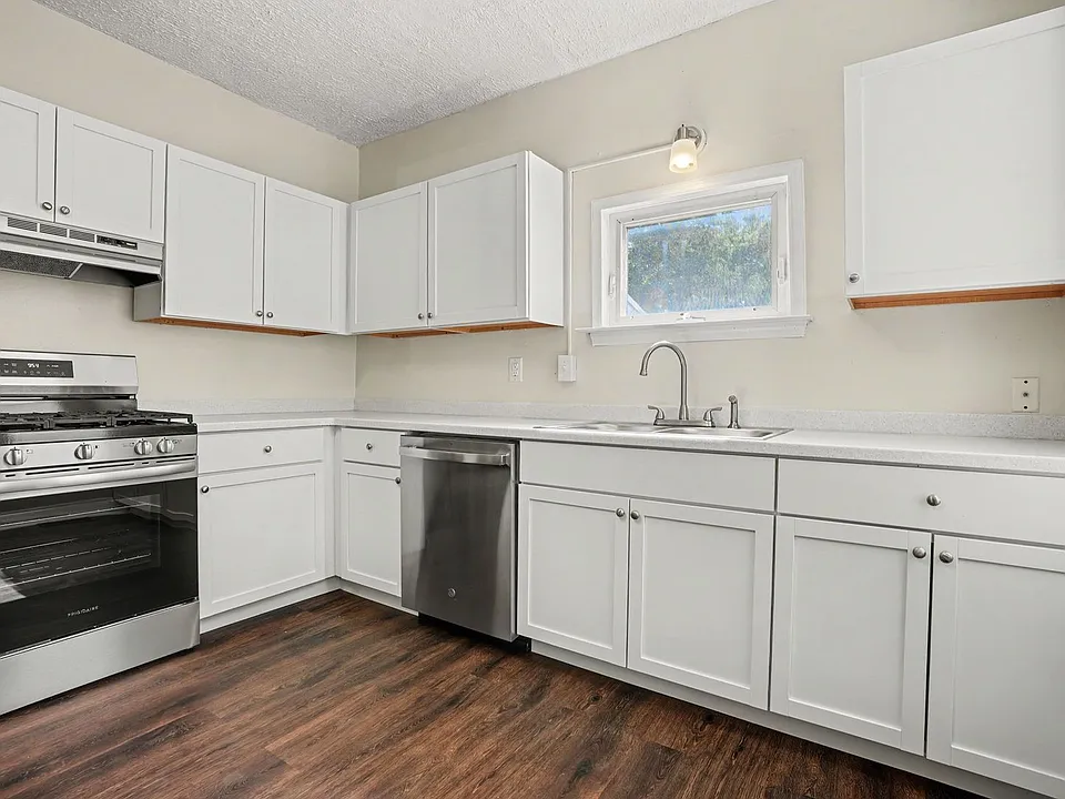 153 Cedar St