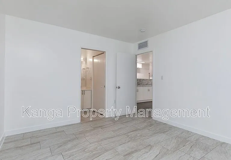 5918 Pierce St — Photo 26