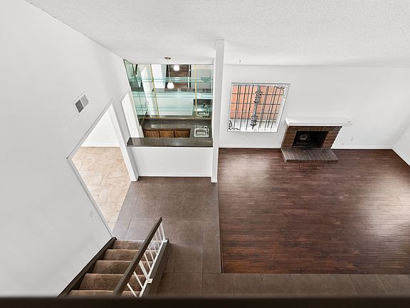 5th image of 11484 Lev Ave