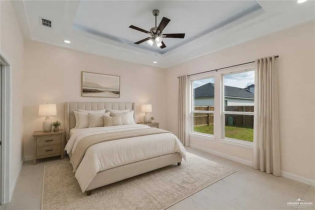 3 bed, 2.5 bath, 1797 sqft, $2,100 — Photo 4
