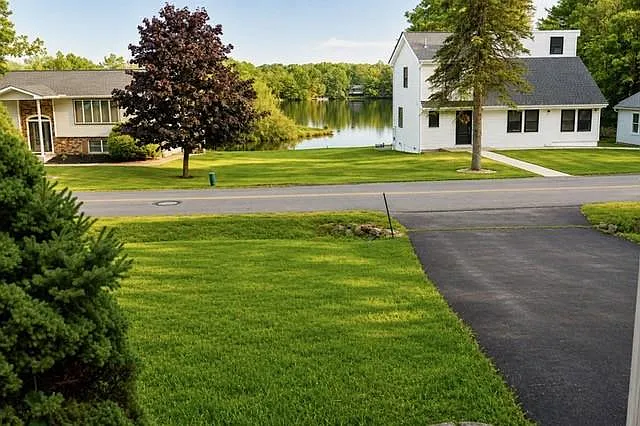 1 bed, 2413 sqft, $3,000 — Photo 3