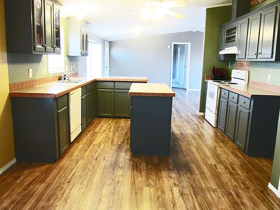 2nd image of 247 Scarlet Oak Dr