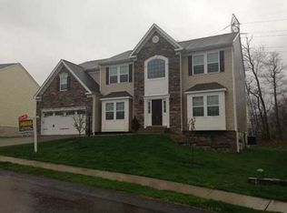 1034 Sweet Brier Dr, Aliquippa, PA 15001