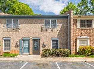 323 Old Vineyard Rd, Winston Salem, NC 27104