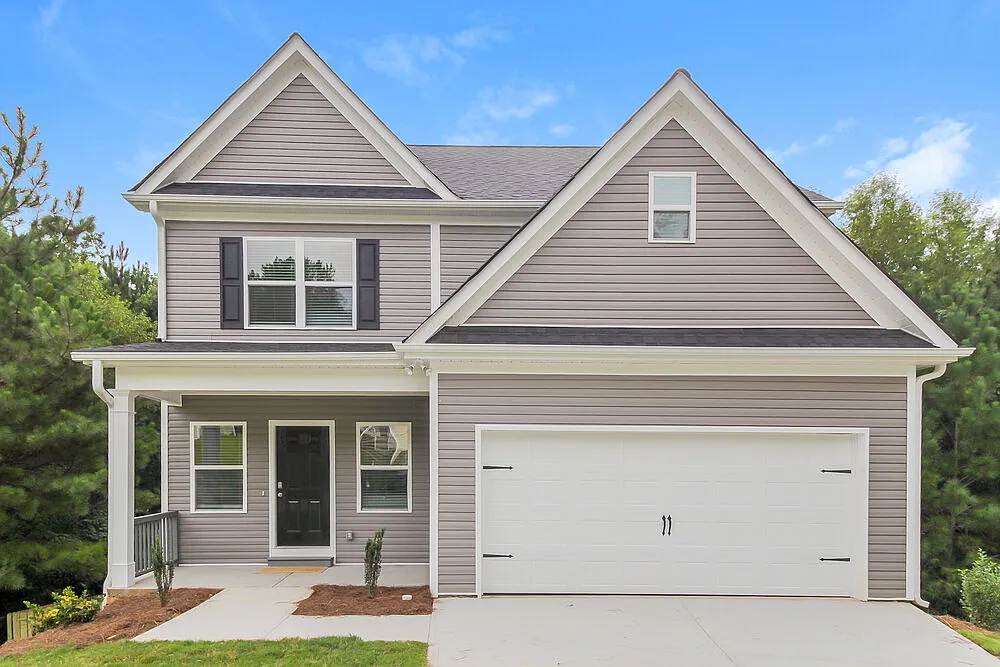 4 bed, 2.5 bath, 1900 sqft, $1,995 — Photo 1