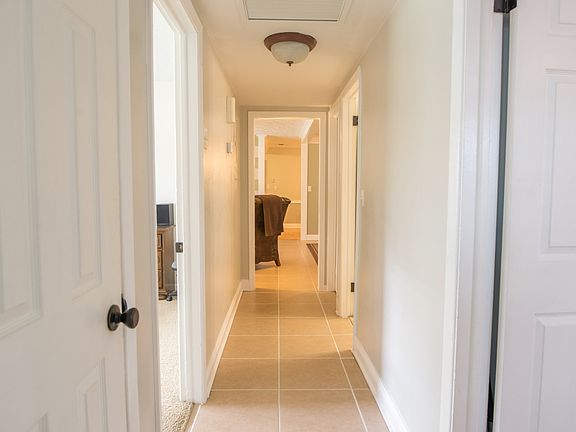 5th image of 4012 Rodby Dr