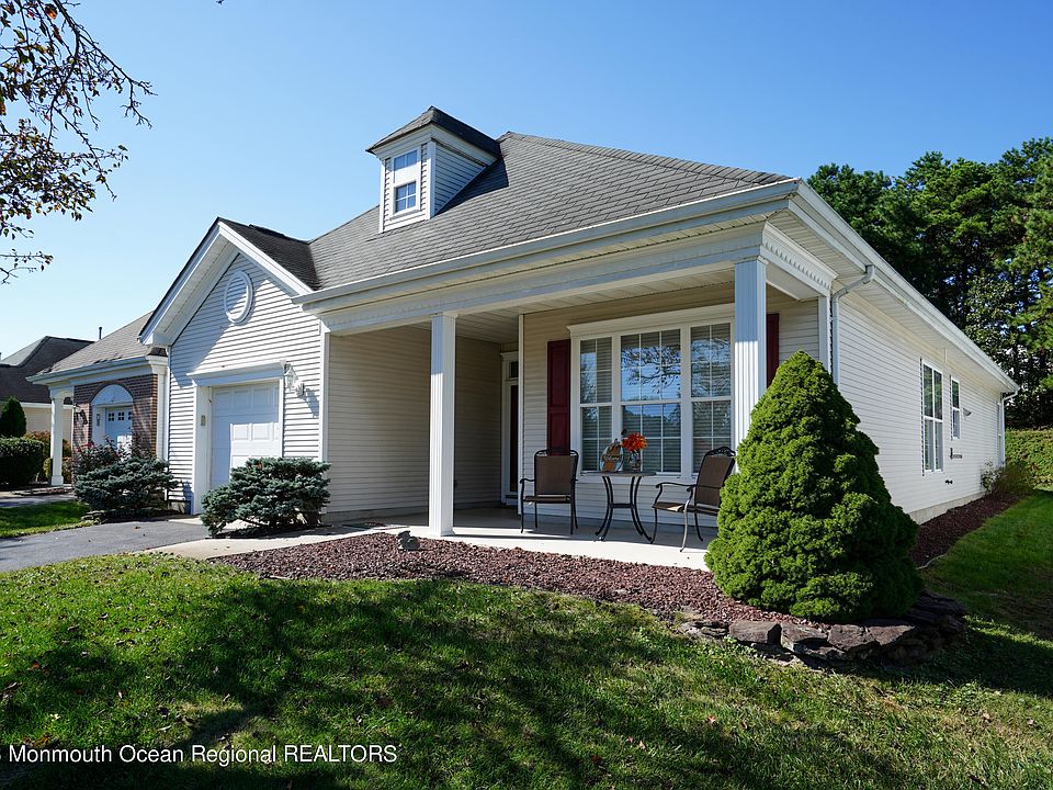 1st image of 36 Goldensprings Drive
