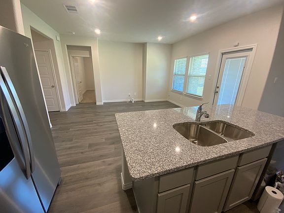 4th image of 9728 Quail Pointe Rd