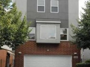 3329 W Polk St, Chicago, IL 60624