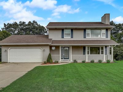 5822 Regency Hills Dr, Racine, WI, 53406