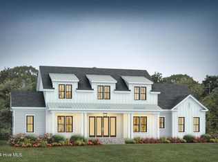 3 Ridgeland St, Pinehurst, NC 28374