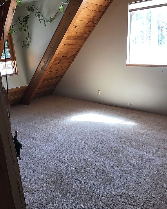1st image of 602 Shoshone St