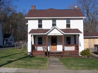 265 S Market St, East Palestine, OH 44413