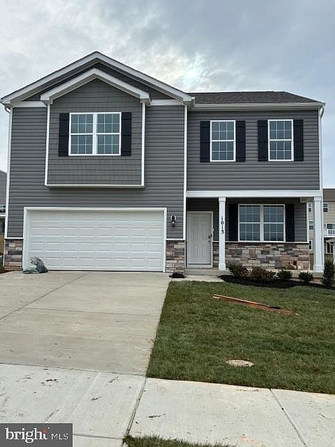 1st image of 1013 Bunch Berry Dr