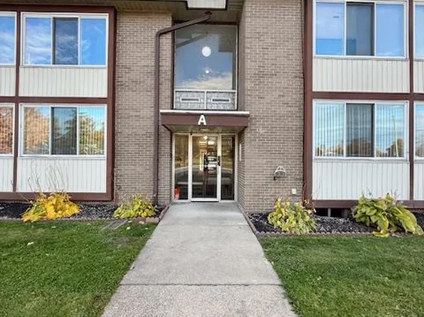 3901 Fort St APT 208, Trenton, MI 48183