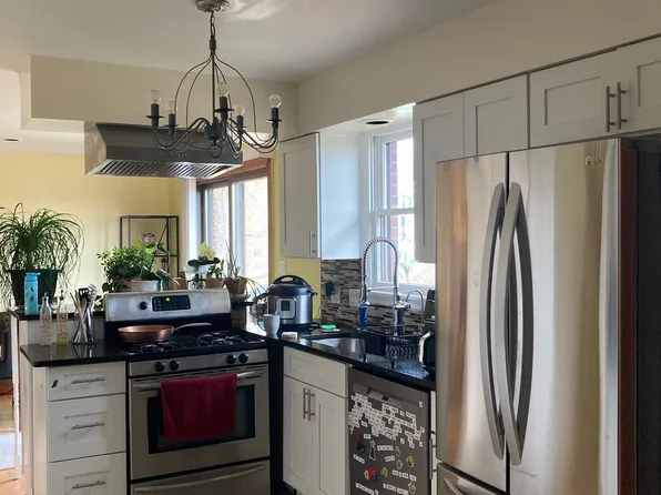 516 Guyasuta Rd, Pittsburgh, PA 15215