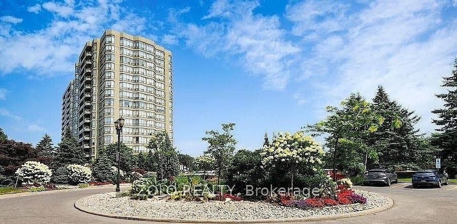 1st image of 1880 Valley Farm Rd #423