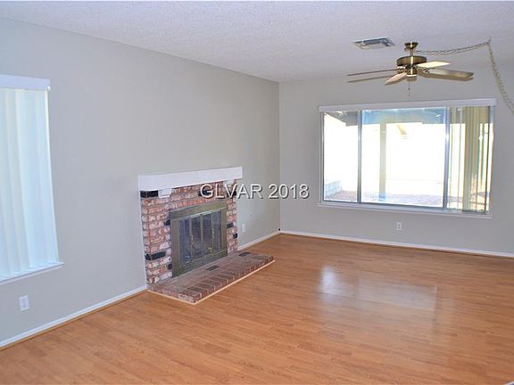3rd image of 6644 Escalon Dr