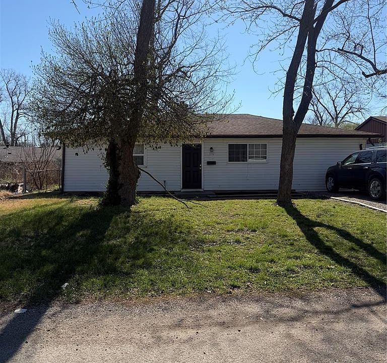 1st image of 1132 Saint Rose Ln