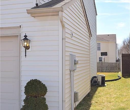 4th image of 10873 Miller Dr