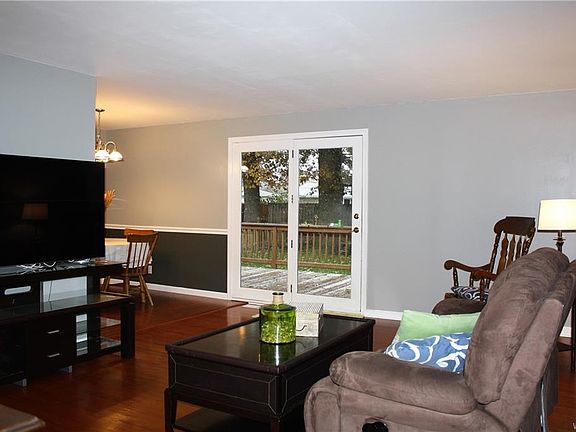 4th image of 551 Somerville Ave