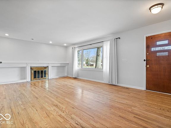 5th image of 9780 Haverstick Rd