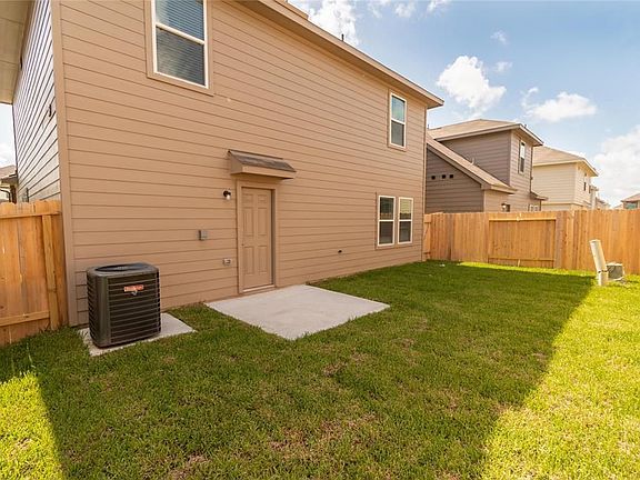 3rd image of 5619 Cobark Creek Trl