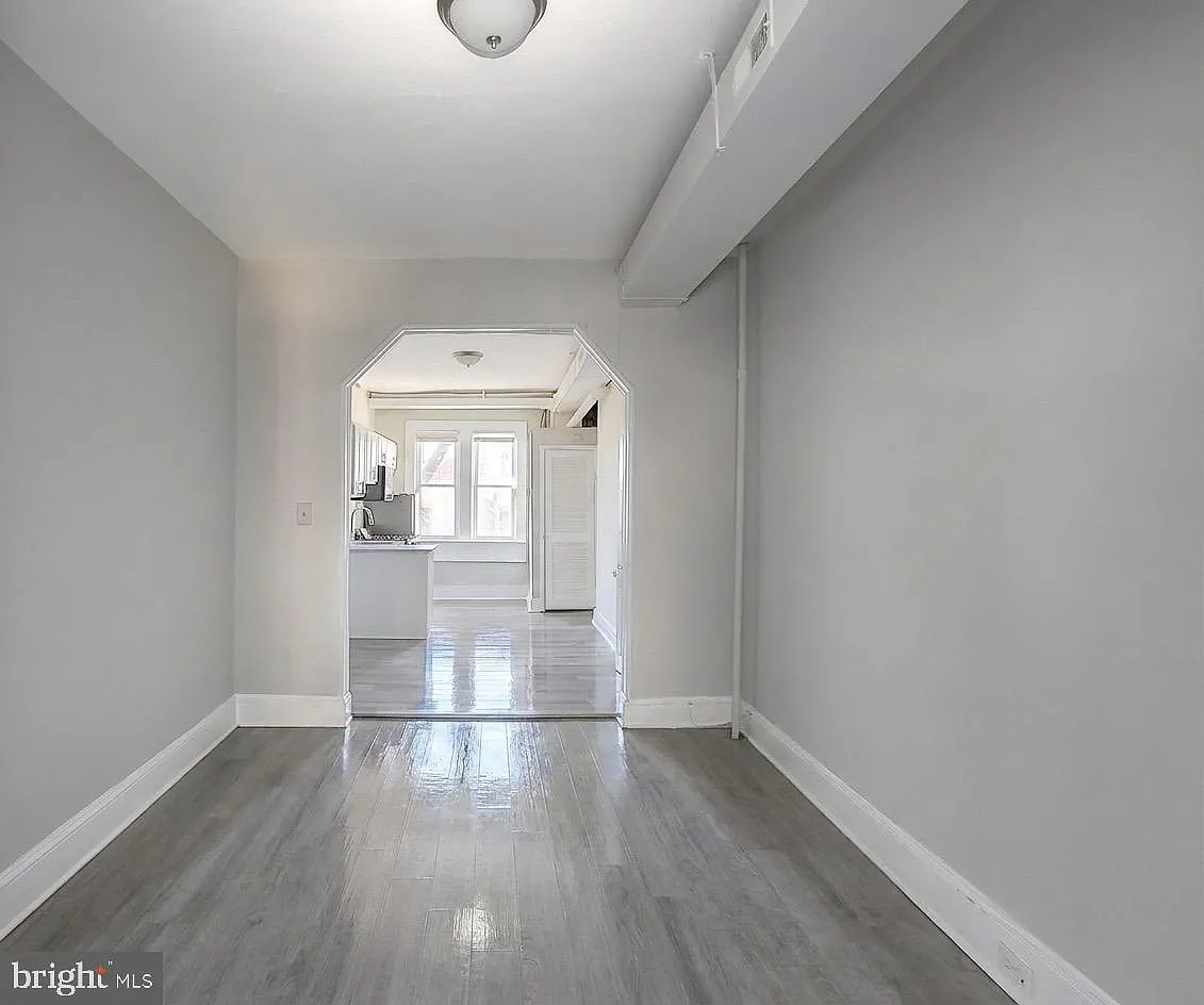 1 bed, $1,200 — Photo 4